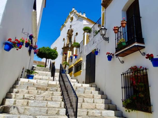 Loving Mediterranean Home Estepona Exterior foto